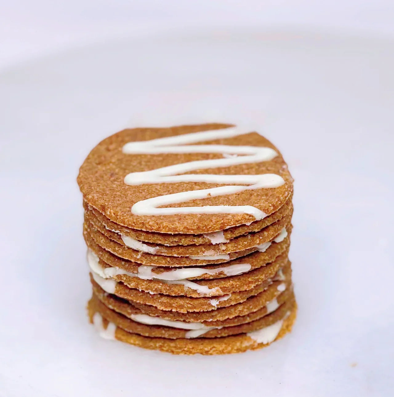 GALLETA KETO ALMOND THINS CINNAMON ROLL 100 GR KETOPIA SECO
